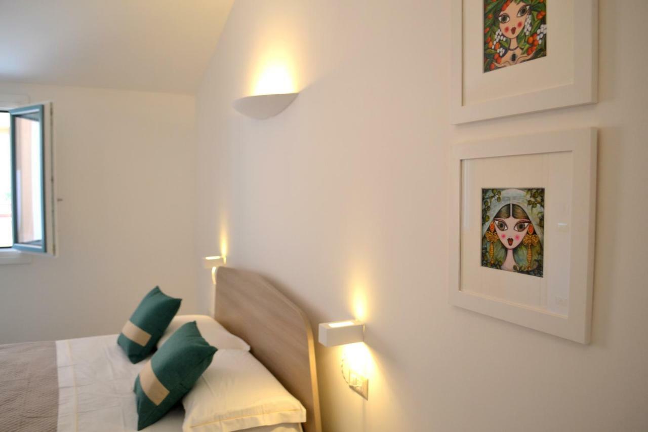 Domo'E Sorres Hotel Olbia Bagian luar foto