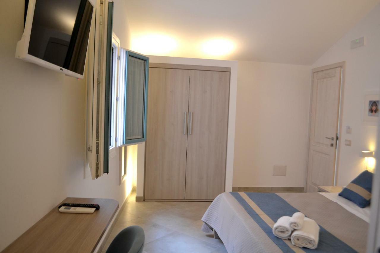 Domo'E Sorres Hotel Olbia Bagian luar foto
